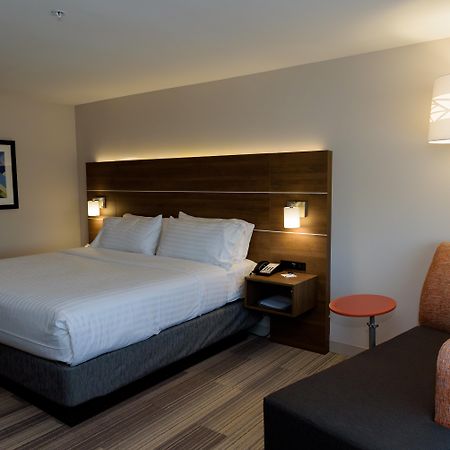Holiday Inn Express & Suites Mckinney - Frisco East By Ihg Экстерьер фото