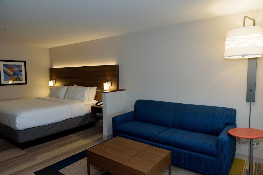 Holiday Inn Express & Suites Mckinney - Frisco East By Ihg Экстерьер фото