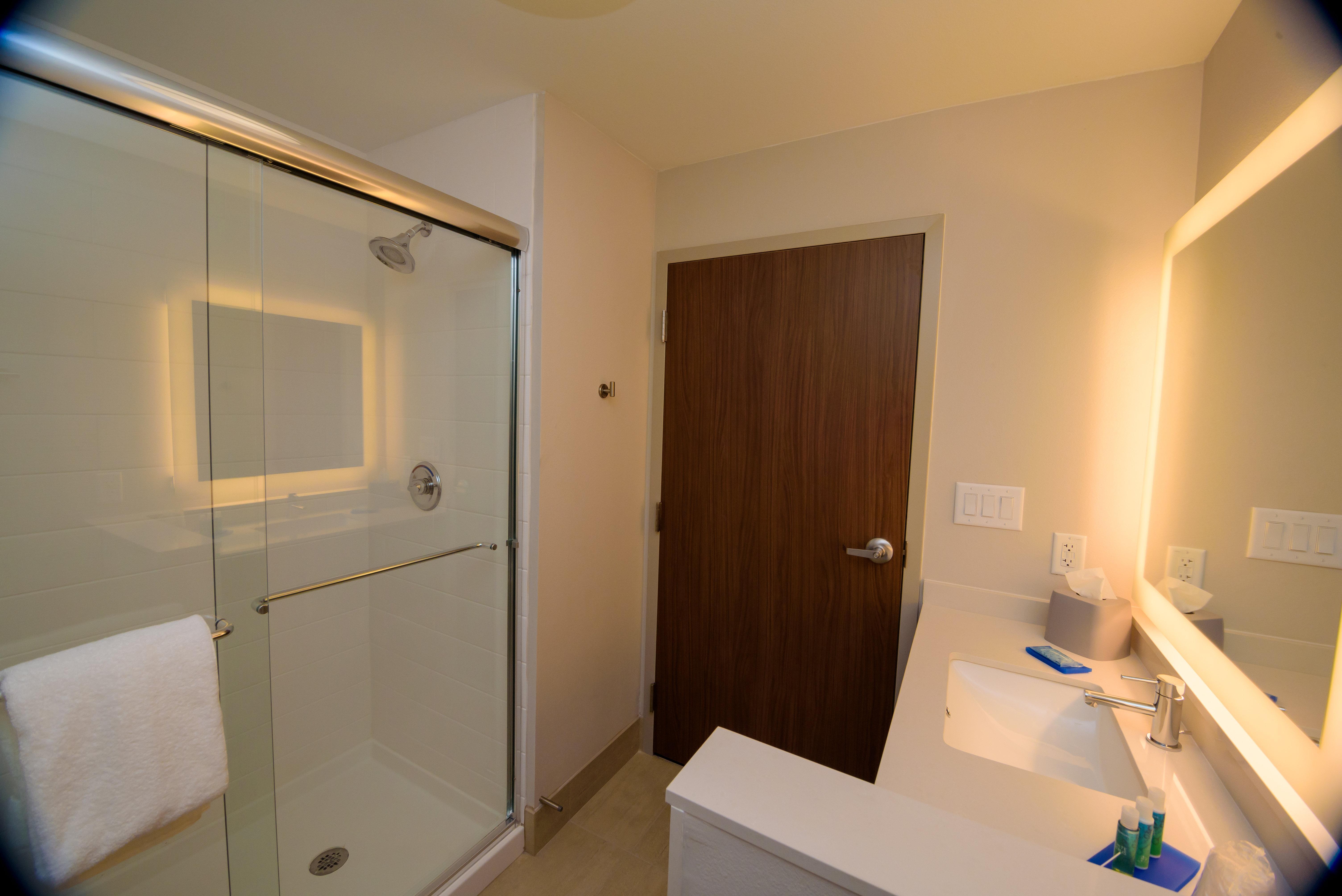 Holiday Inn Express & Suites Mckinney - Frisco East By Ihg Экстерьер фото